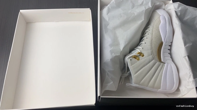 Jordan White OVO Retro 12 873864-102 0719
